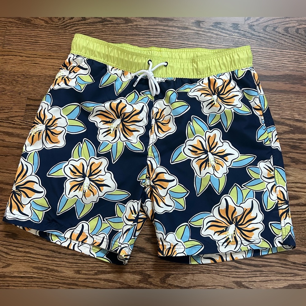 SVRN Sovereign Code Swim Trunks Mens Flower Hawaiian Design Size Large